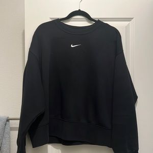 Nike crew neck sweater